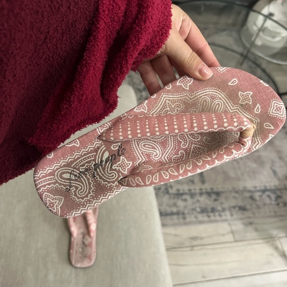 Paisley Patterned Pink Sandals free people - Picture 3 of 5